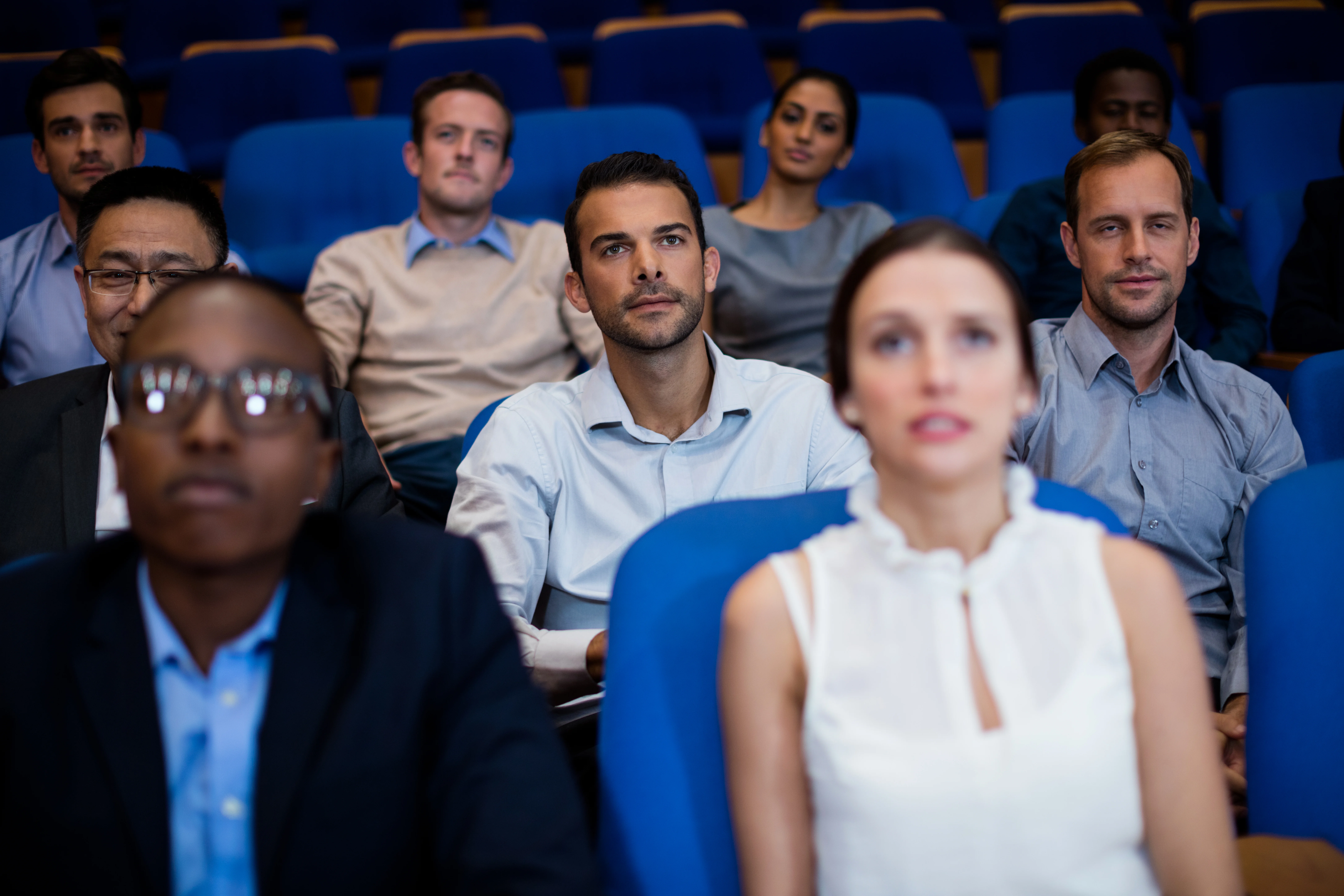 Public Speaking Skills - How Good Are You At Speaking To An Audience? 5 meeting5